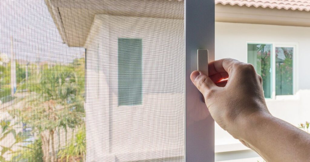 Benefits of Custom Window Screens For Your Home