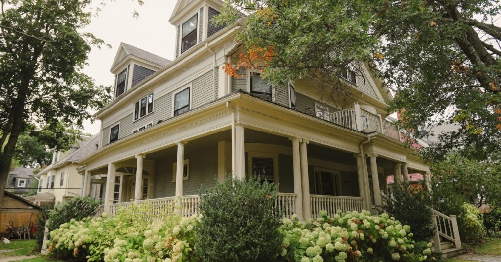 How Long Do Porch Screens Last In Humid Climates?