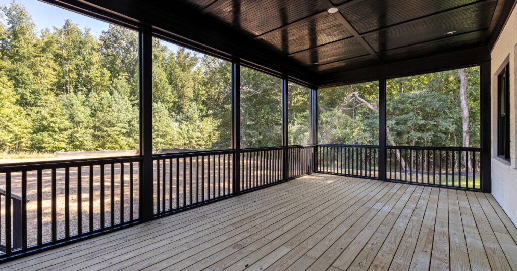 Popular Backyard Deck Features To Consider For Your Project