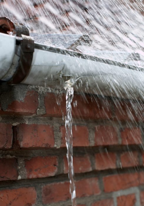 Leaking Gutter Replacement